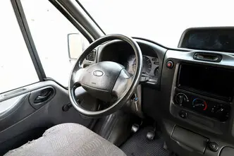Ford Transit, 2.4, 125 kW, diisel, manuaal, tagavedu