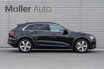 Audi e-tron, 230 kW, электричество, автомат, полный привод
