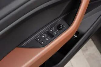 Audi e-tron, 230 kW, электричество, автомат, полный привод