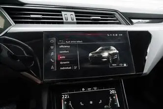 Audi e-tron, 230 kW, электричество, автомат, полный привод