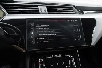 Audi e-tron, 230 kW, электричество, автомат, полный привод