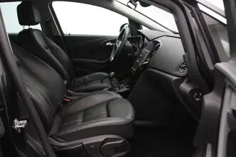 Opel Astra, 1.4, 103 kW, bensiin, manuaal, esivedu