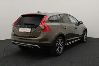 Volvo V60 Cross Country, 2.0, 110 kW, diesel, automatic, front-wheel drive
