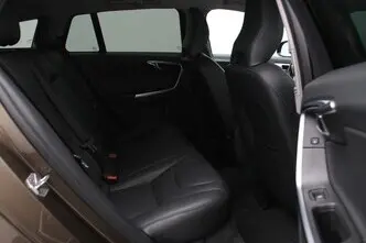 Volvo V60 Cross Country, 2.0, 110 kW, diesel, automatic, front-wheel drive