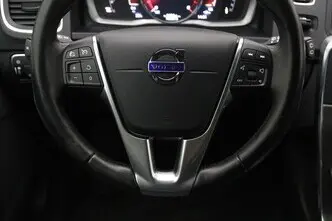 Volvo V60 Cross Country, 2.0, 110 kW, diesel, automatic, front-wheel drive