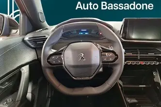 Peugeot e-2008, elekter, automaat, esivedu