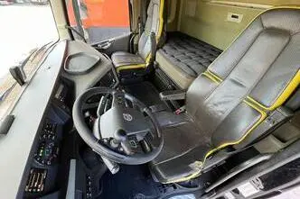 Volvo FH 750 6x4, 551 kW, diisel, automaat