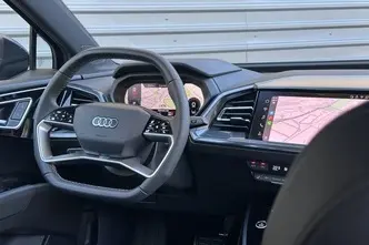 Audi Q4, 210 kW, электричество, автомат, полный привод