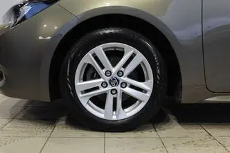 Toyota Corolla, 1.8, hübriid, automaat, esivedu
