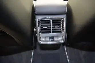 Škoda Enyaq, 70 kW, elekter, automaat, tagavedu