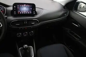 Fiat Tipo, 1.0, 73 kW, hübriid, manuaal, esivedu
