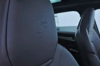 Porsche Cayenne, 3.0, 346 kW, гибрид, автомат, полный привод