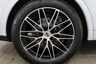 Porsche Cayenne, 3.0, 346 kW, гибрид, автомат, полный привод