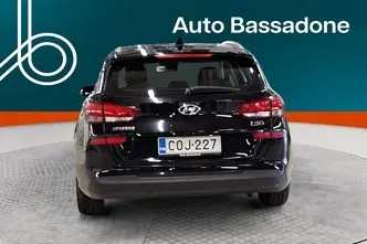 Hyundai i30, 1.4, 103 kW, bensiin, automaat, esivedu