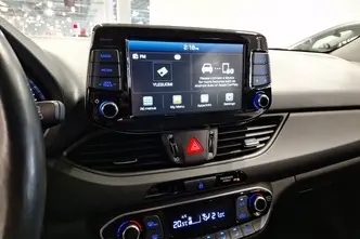 Hyundai i30, 1.4, 103 kW, bensiin, automaat, esivedu