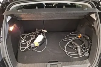 Renault Captur, 1.6, 117 kW, pistikhübriid, automaat, esivedu