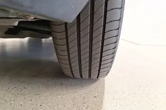 Renault Megane, elekter, automaat, esivedu