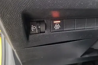 Peugeot 208, 1.2, 74 kW, bensiin, automaat, esivedu