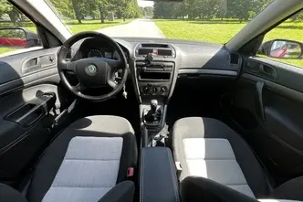 Škoda Octavia, 1.6, 75 kW, bensiin, manuaal, esivedu