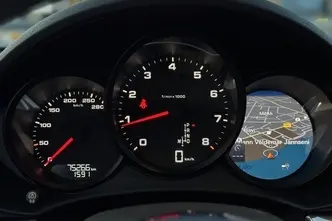 Porsche 718, 2.0, 220 kW, бензин, автомат, задний привод