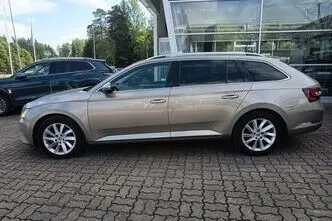 Škoda Superb, 1.8, 132 kW, bensiin, automaat, esivedu