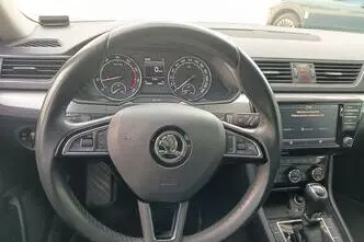Škoda Superb, 1.8, 132 kW, bensiin, automaat, esivedu