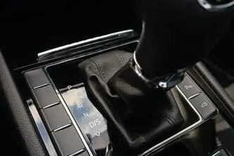 Škoda Superb, 1.8, 132 kW, bensiin, automaat, esivedu