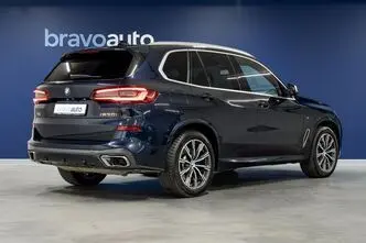 BMW X5, 4.4, 390 kW, bensiin, automaat, nelikvedu