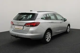 Opel Astra, 1.6, 100 kW, дизель, механическая, передний привод