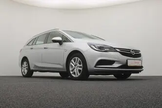 Opel Astra, 1.6, 100 kW, дизель, механическая, передний привод