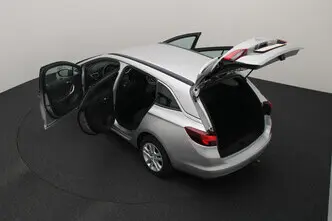 Opel Astra, 1.6, 100 kW, дизель, механическая, передний привод