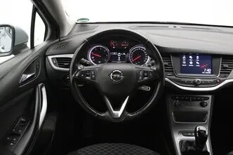 Opel Astra, 1.6, 100 kW, дизель, механическая, передний привод