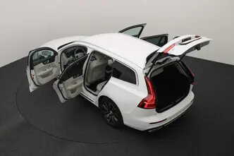 Volvo V60, 2.0, 186 kW, pistikhübriid, automaat, nelikvedu