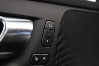 Volvo V60, 2.0, 186 kW, pistikhübriid, automaat, nelikvedu