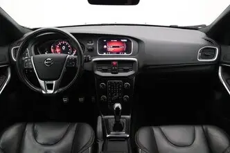 Volvo V40, 2.0, 90 kW, petrol, manual, front-wheel drive