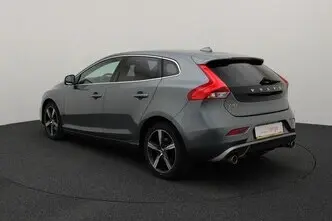 Volvo V40, 2.0, 90 kW, petrol, manual, front-wheel drive