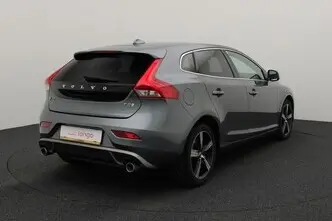 Volvo V40, 2.0, 90 kW, petrol, manual, front-wheel drive