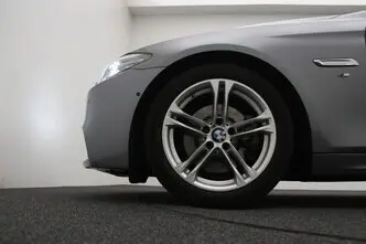 BMW 520, 2.0, 135 kW, bensiin, automaat, tagavedu