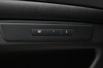 BMW 520, 2.0, 135 kW, bensiin, automaat, tagavedu