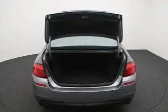 BMW 520, 2.0, 135 kW, bensiin, automaat, tagavedu