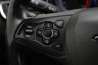 Opel Astra, 1.6, 100 kW, дизель, механическая, передний привод