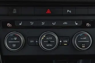 Volkswagen T-Roc, 1.5, 110 kW, bensiin, automaat, esivedu