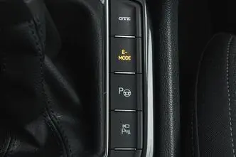 Volkswagen Tiguan, 1.4, 180 kW, бензин, автомат, передний привод