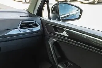 Volkswagen Tiguan, 1.4, 180 kW, бензин, автомат, передний привод