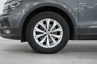 Volkswagen Tiguan, 2.0, 81 kW, дизель, автомат, передний привод