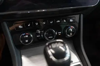 Škoda Superb, 2.0, 110 kW, diisel, automaat, esivedu