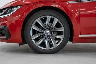 Volkswagen Arteon, 2.0, 140 kW, бензин, автомат, передний привод