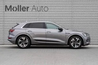 Audi e-tron, 230 kW, электричество, автомат, полный привод