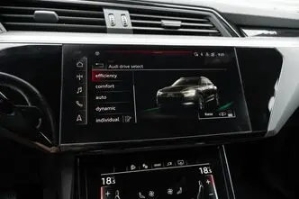 Audi e-tron, 230 kW, электричество, автомат, полный привод