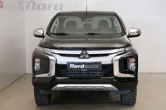 Mitsubishi L200, 2.3, 110 kW, diesel, automatic, four-wheel drive